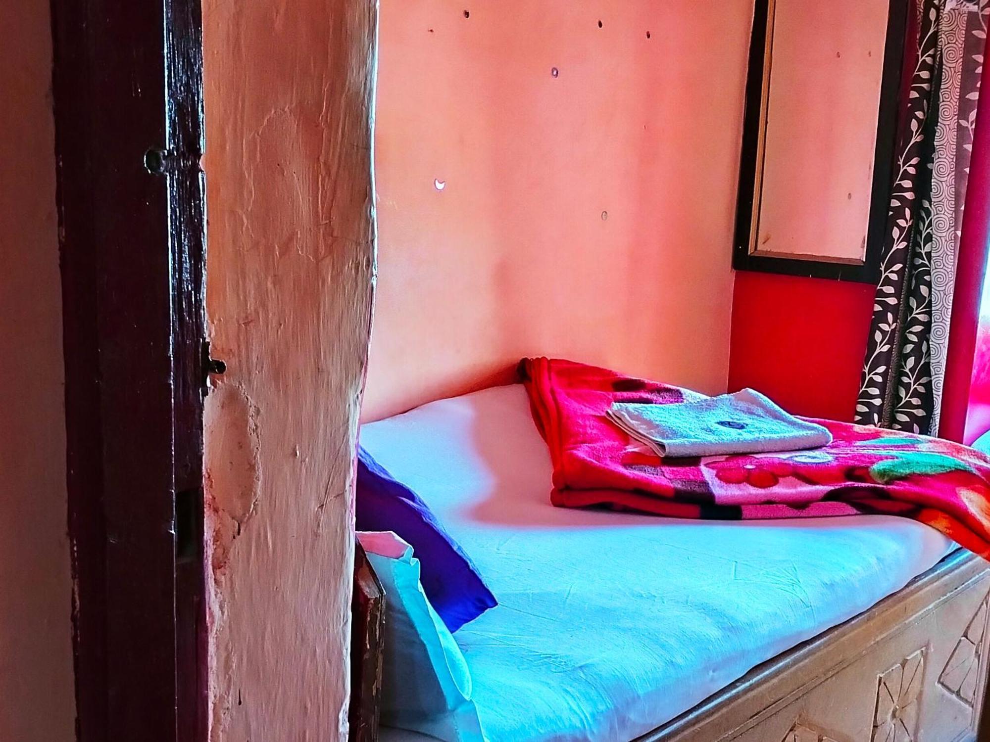 جيلسامر Hostel Desert Home Stay الغرفة الصورة